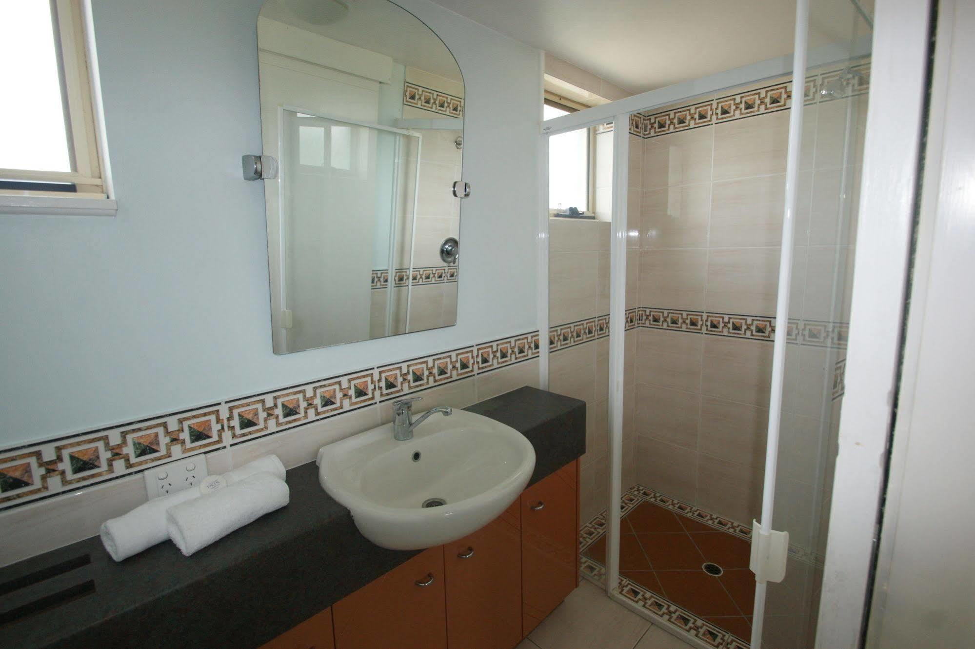 The Esplanade Riverview Holiday Apartments Maroochydore Exteriör bild